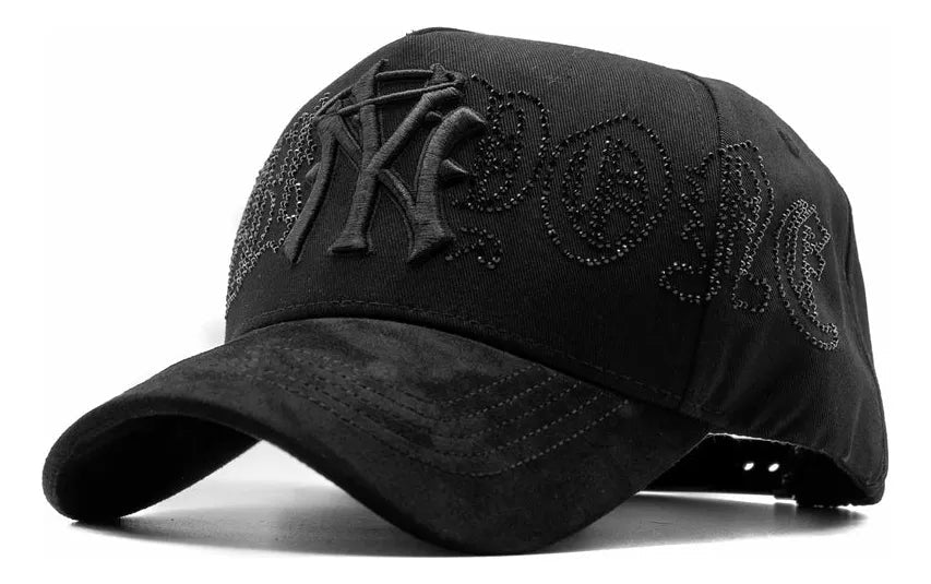 31 Hats “Crystal”